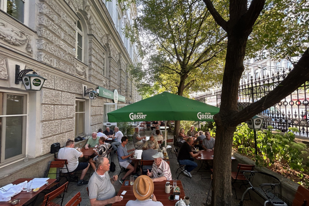 Darauf ein Prost:
Gösser Bräu ist neues Spiellokal des Skat-Club Wien!