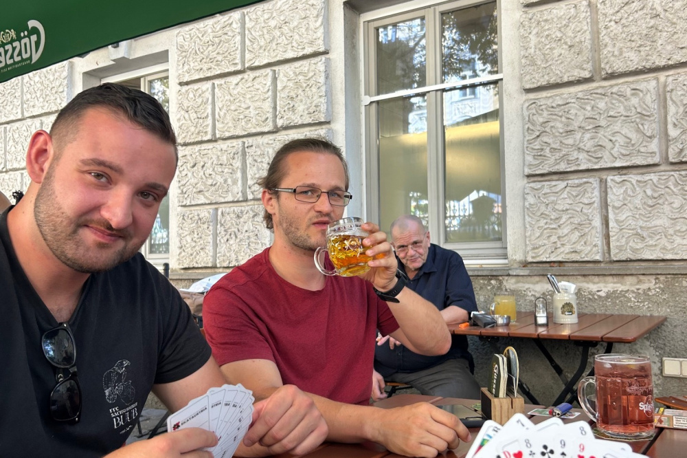 Bei uns gibt’s Damen und Buben. 
Aber keine Könige.